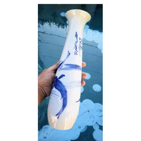 Hand Painted Blue & White Koi Fish porcelain vase - Picture 2 of 8